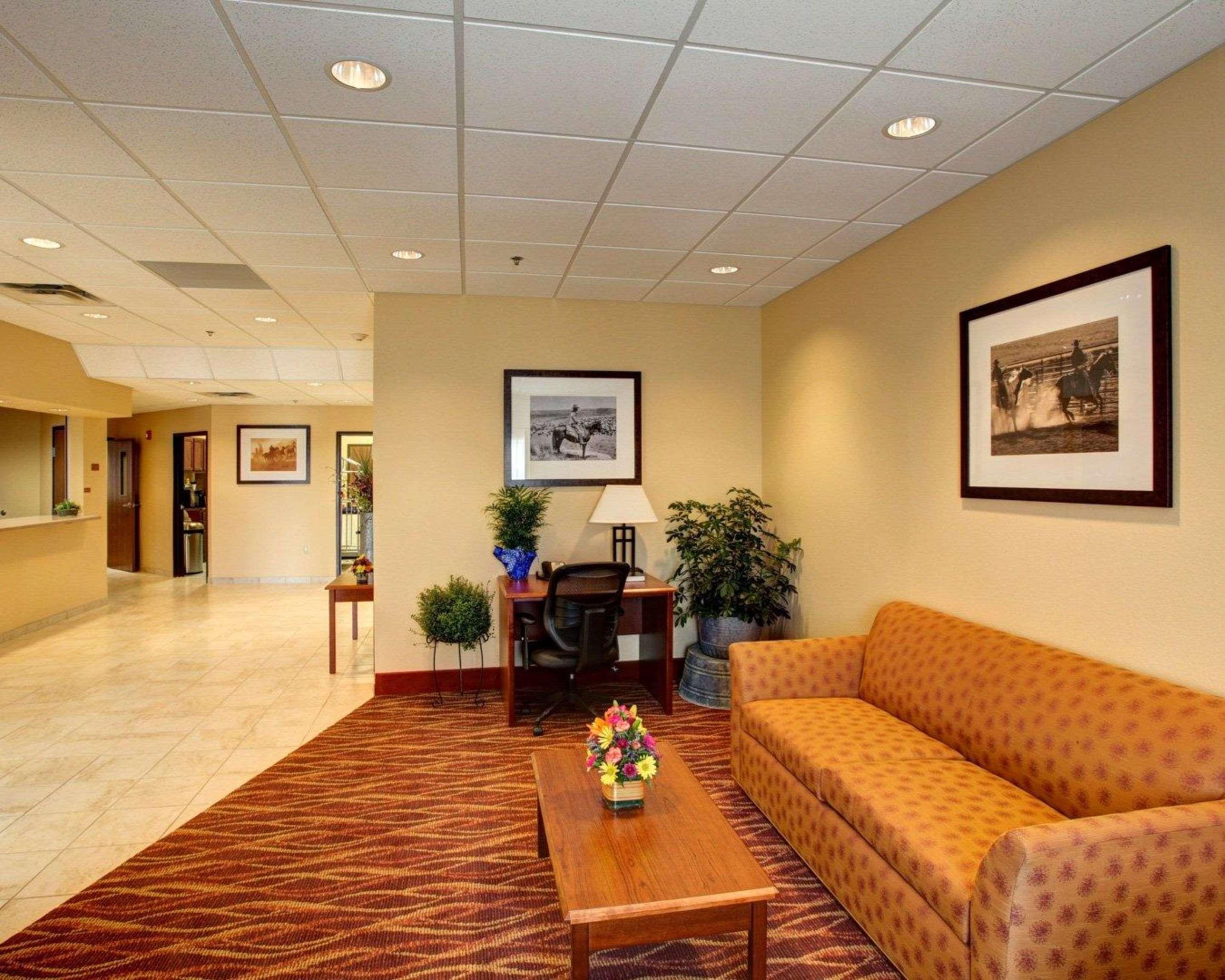 Rodeway Inn & Suites Phillipsburg Exterior foto